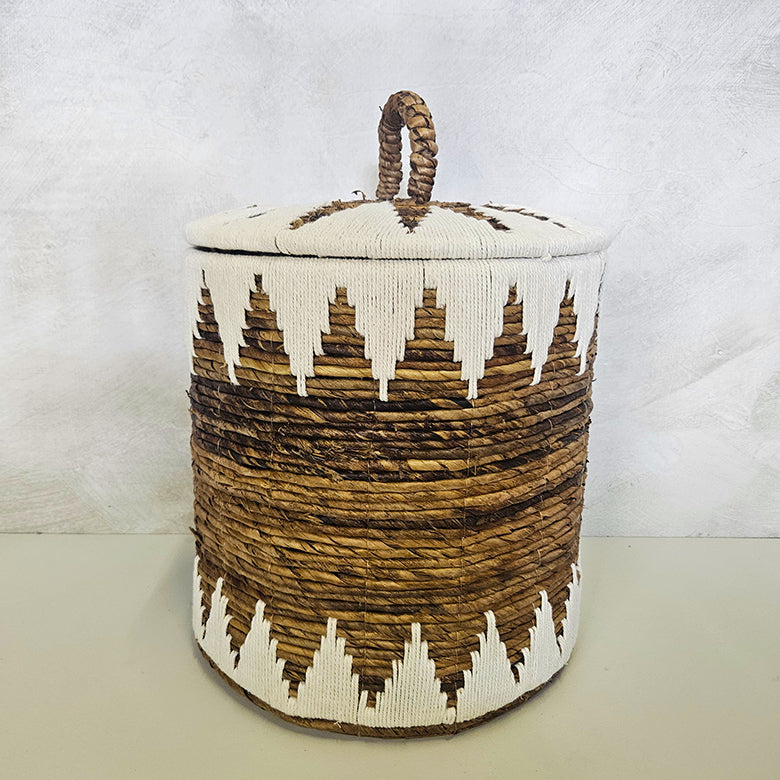 Mand van bananenblad met deksel - wit