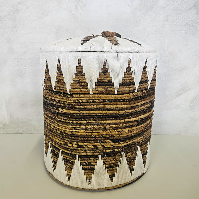 Mand van bananenblad met deksel - wit