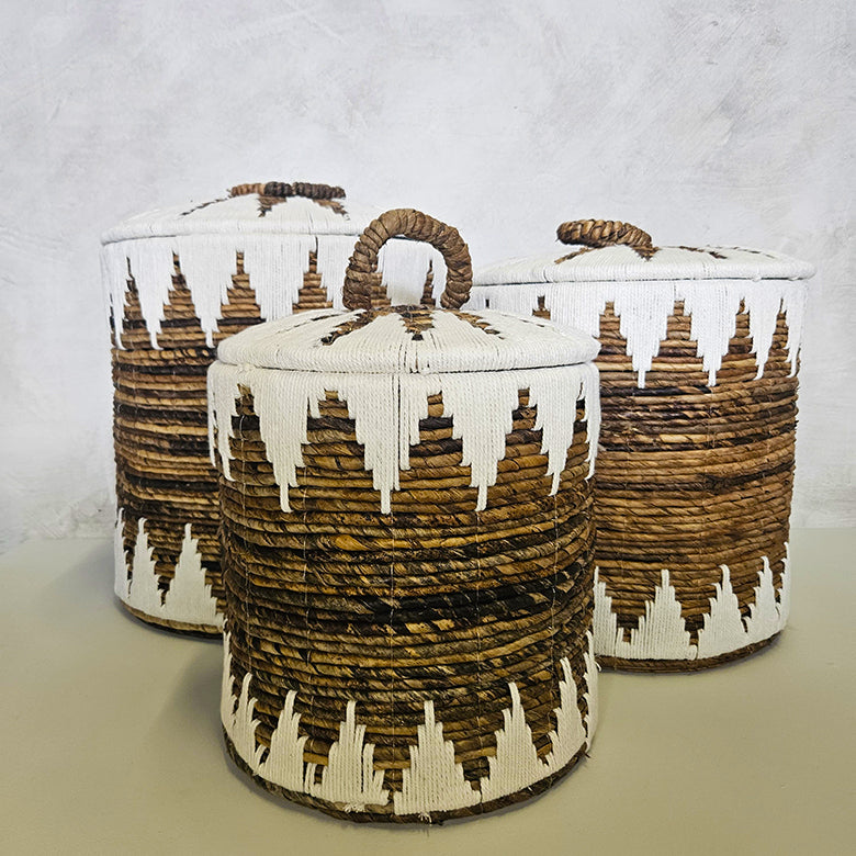 Mand van bananenblad met deksel - wit